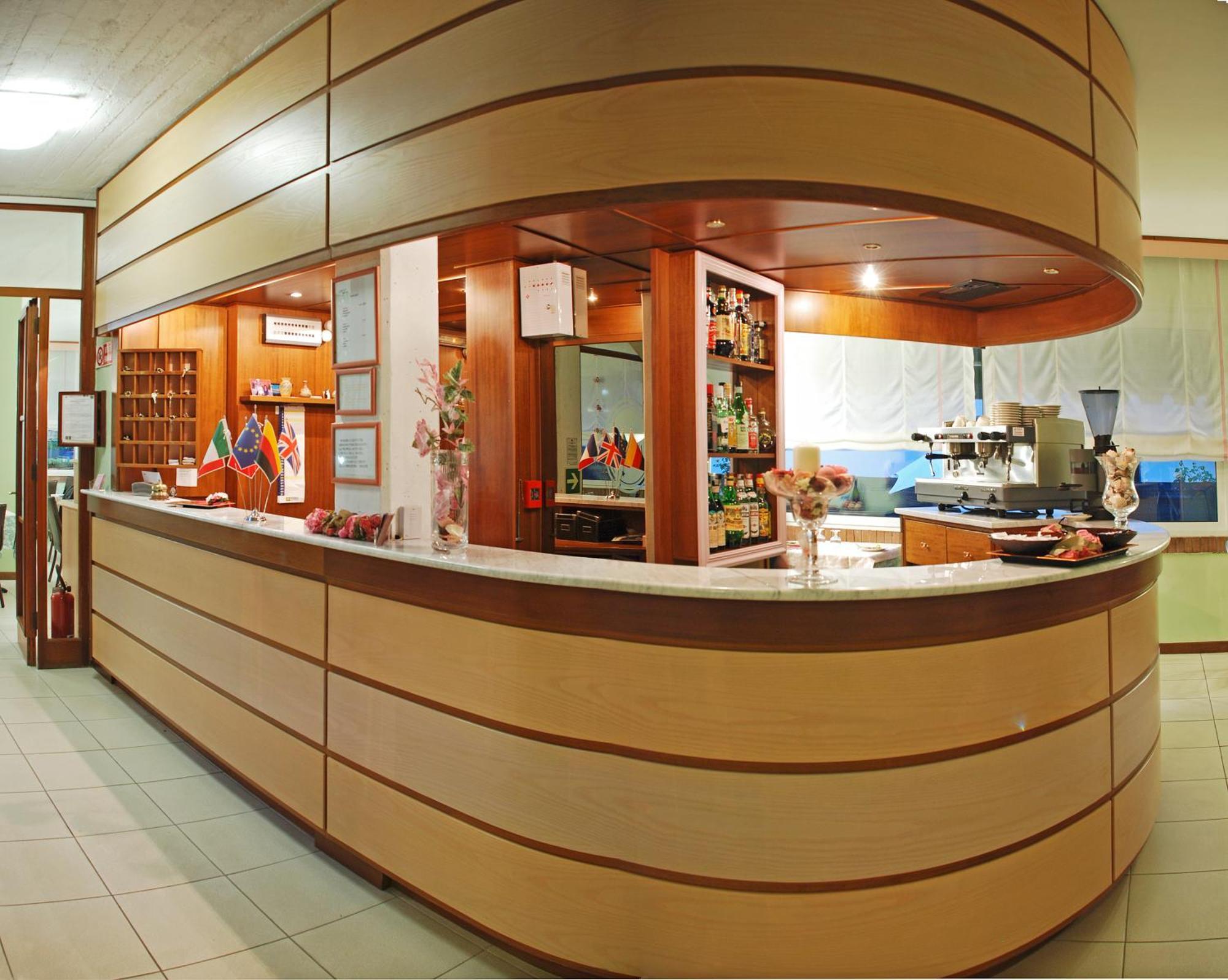 Hotel Michela Marina di Massa Luaran gambar
