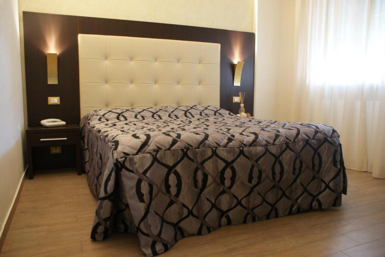 Hotel Michela Marina di Massa Bilik gambar